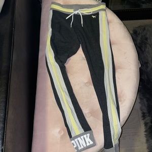 💟Gently worn VS PINK cotton leggings 💛